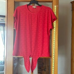 Eyelet tie front top